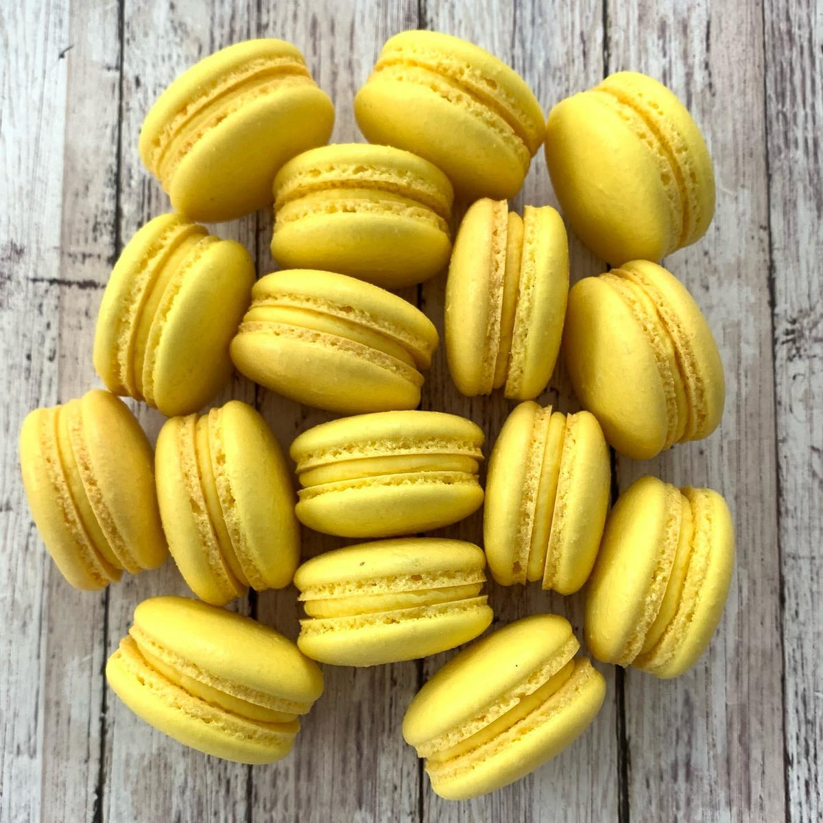 Lemon Macaron